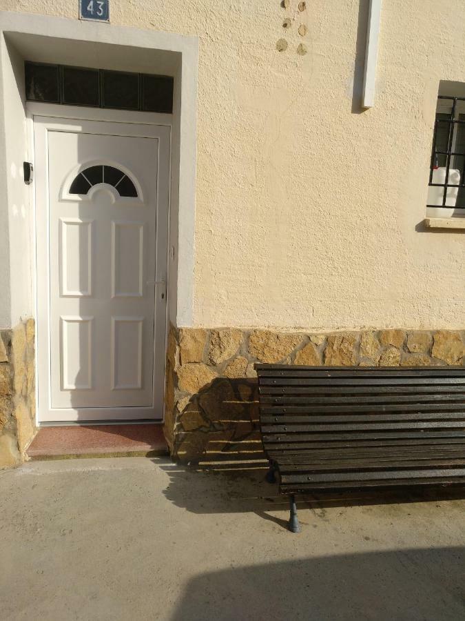 Apartamento Cigueena 1 Zaragoza Exterior photo